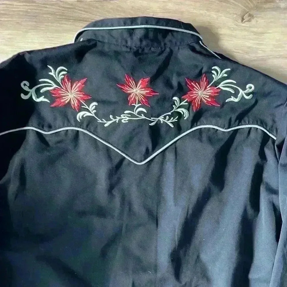 Scully Embroidered Snap Front Long Sleeve Shirt - Picture 9 of 10